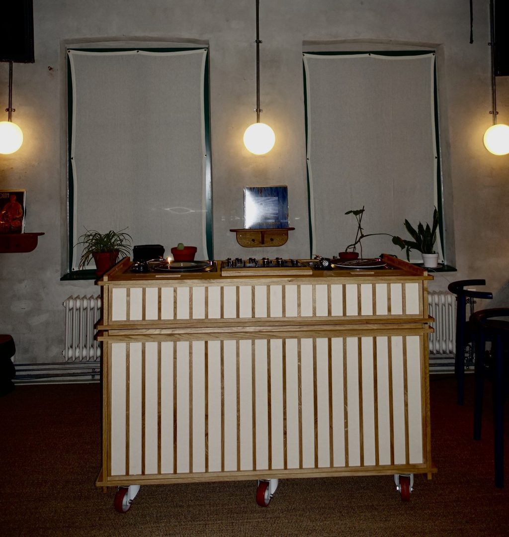 Krisemusikk! Vi vil kjenne noe&nbsp;sammen!